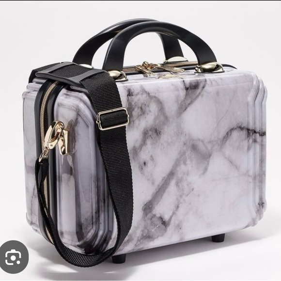 triforce Handbags - Elegant Marble Print Travel Bag with Black Straps